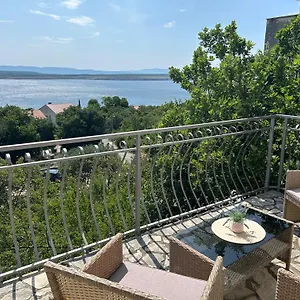 Tommi Apartment Dramalj